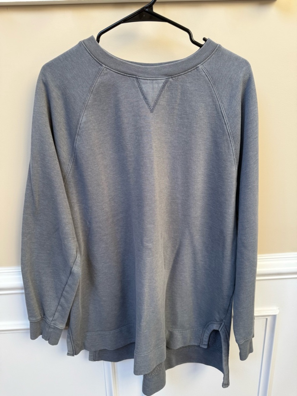 Universal Thread Crewneck Sweatshirt in Gray